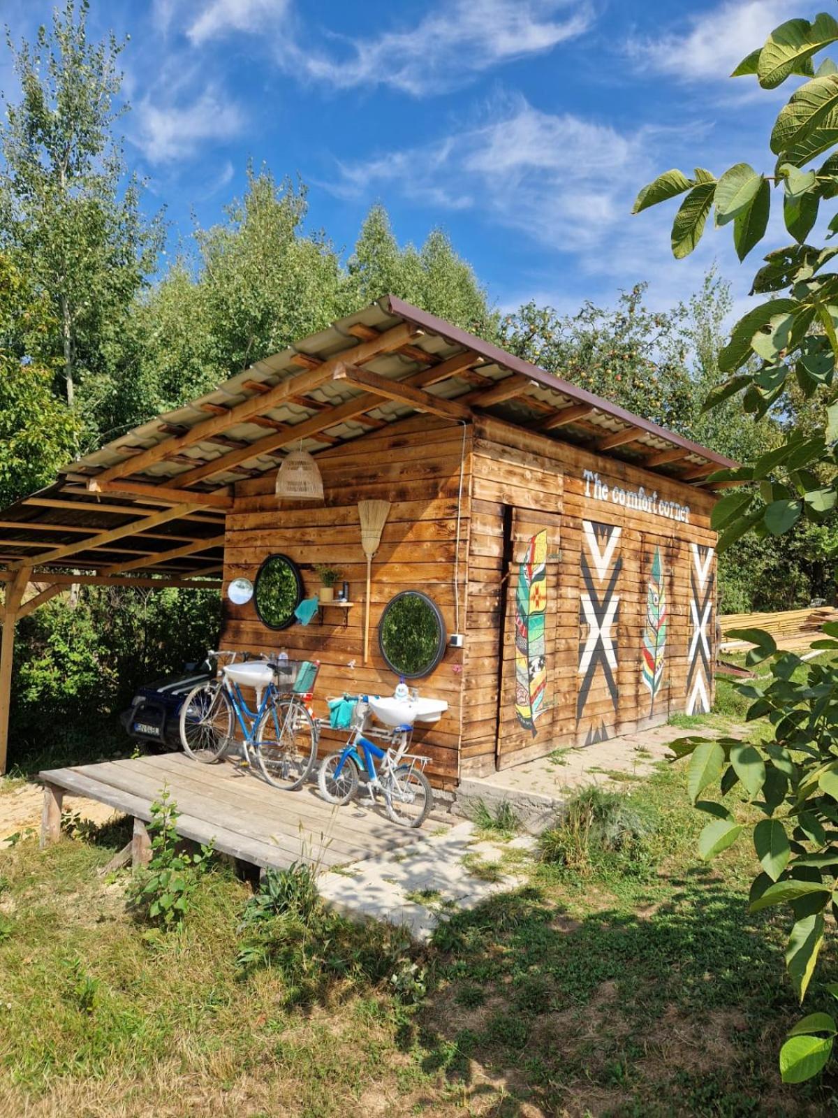 Langaland Glamping Hotel Susenii Birgaului Exterior photo